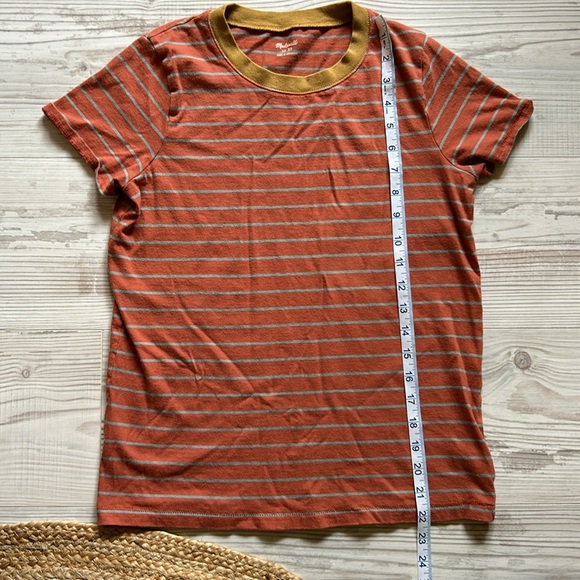 Madewell Tee, xs - Picture 3 of 5